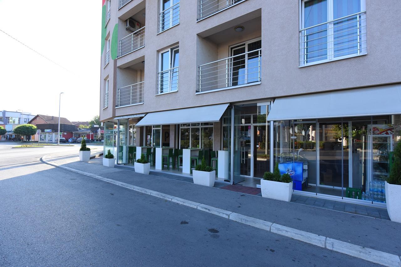 Aparthotel Park Brčko Buitenkant foto
